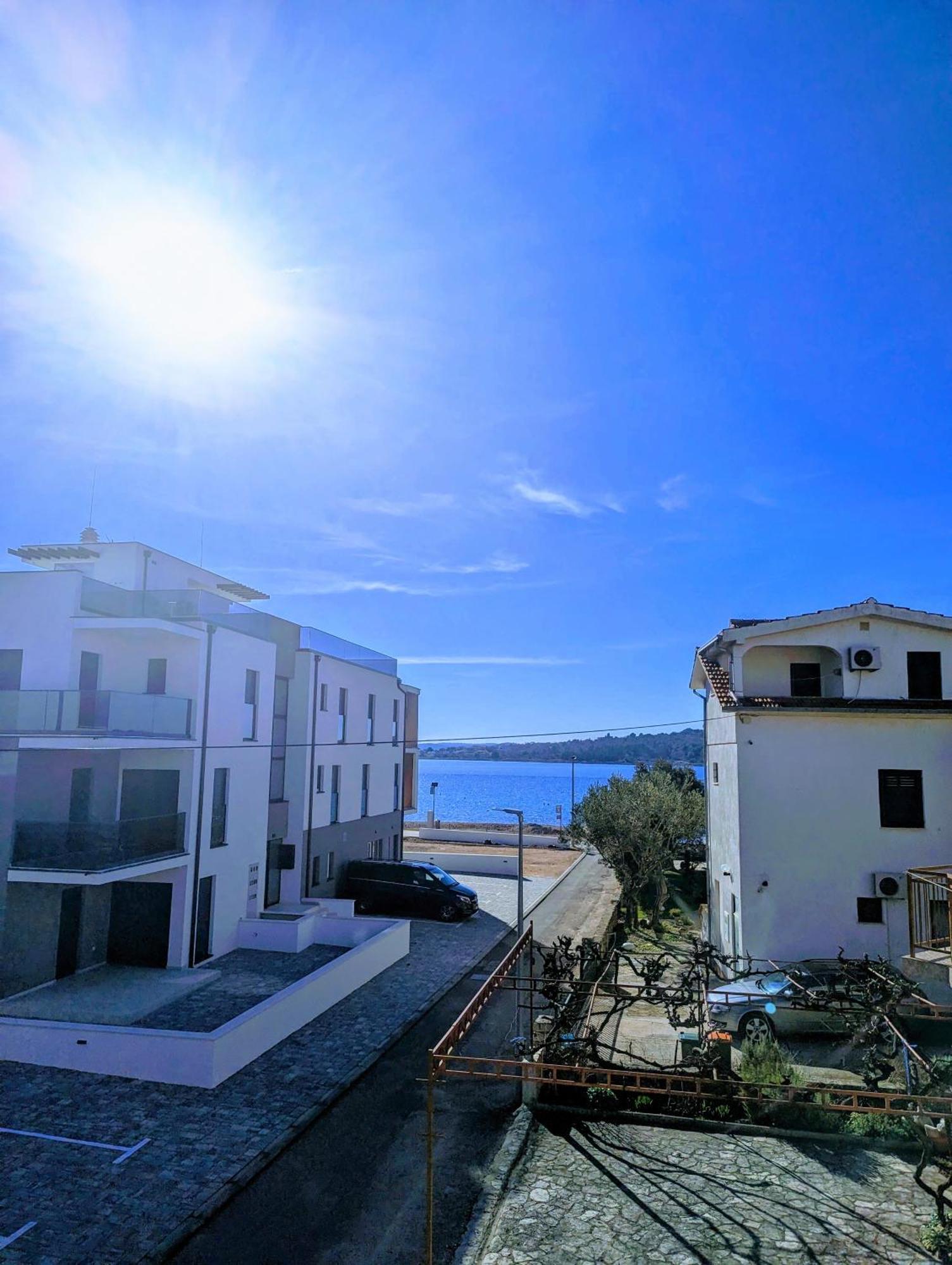 Zeezicht Appartement 50M From Beach Срима Экстерьер фото